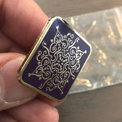 Aurum Enamel Pin